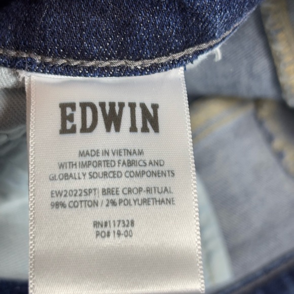 Edwin Bree Shape Crop Straight Leg Jeans in Ritual - Picture 12 of 13